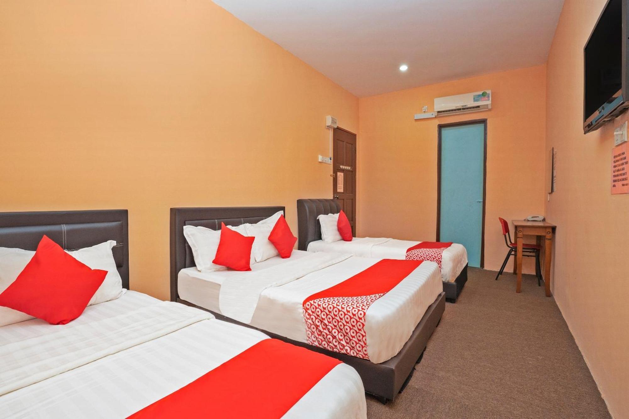 Sz Hotel Lumut Dış mekan fotoğraf