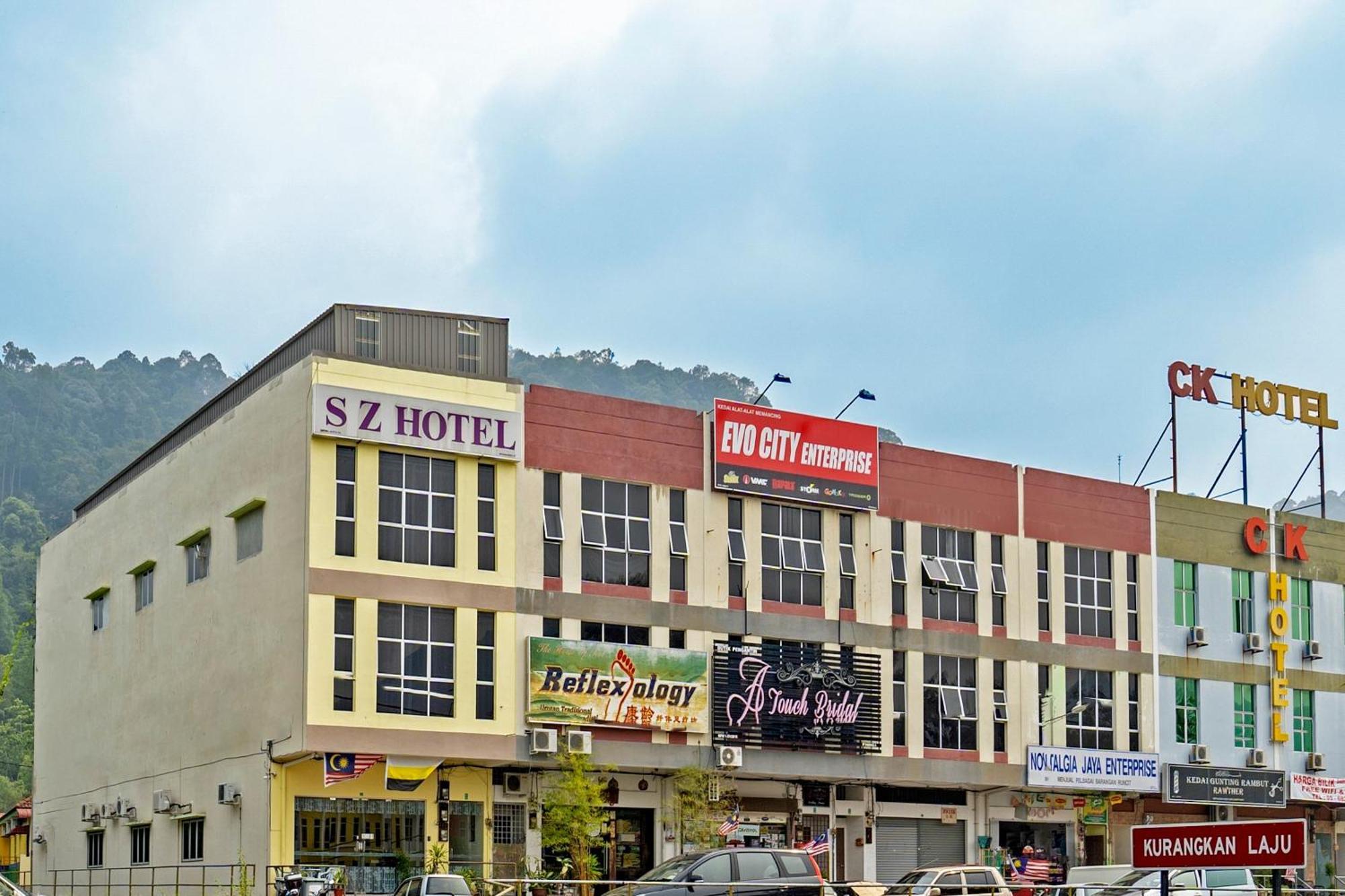 Sz Hotel Lumut Dış mekan fotoğraf