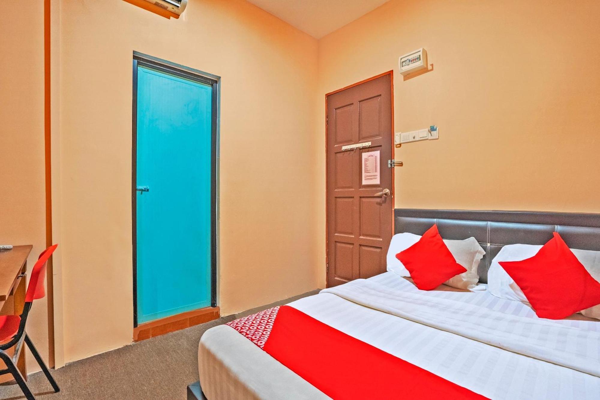 Sz Hotel Lumut Dış mekan fotoğraf
