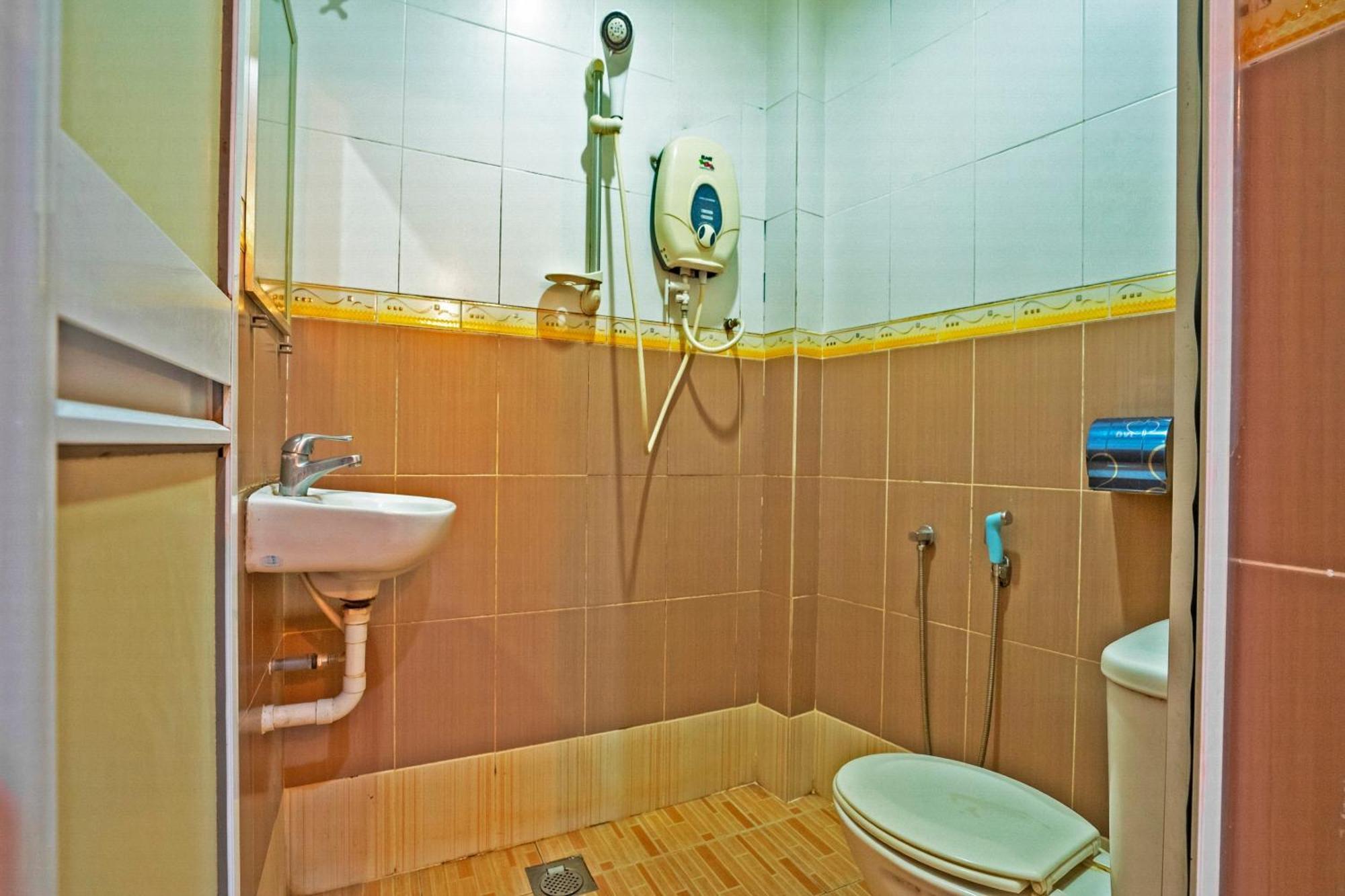 Sz Hotel Lumut Dış mekan fotoğraf