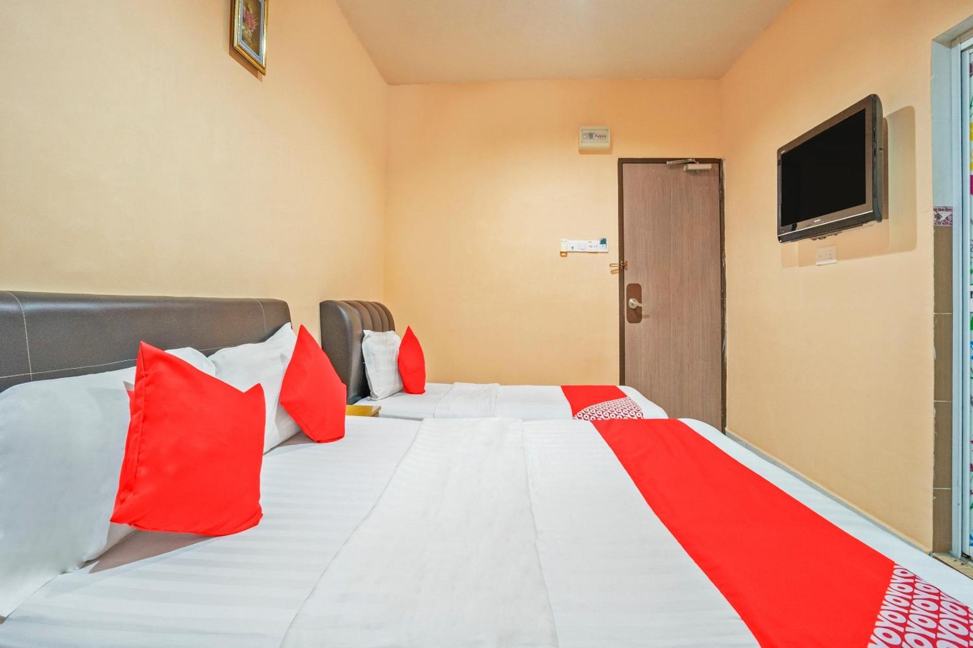 Sz Hotel Lumut Dış mekan fotoğraf