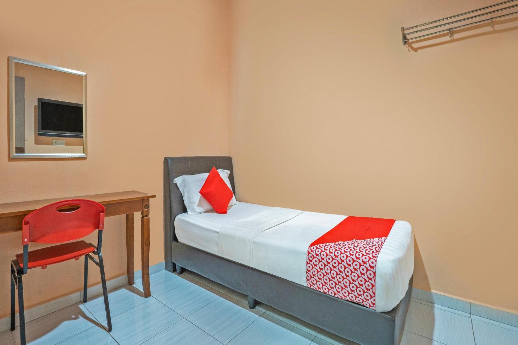 Sz Hotel Lumut Dış mekan fotoğraf