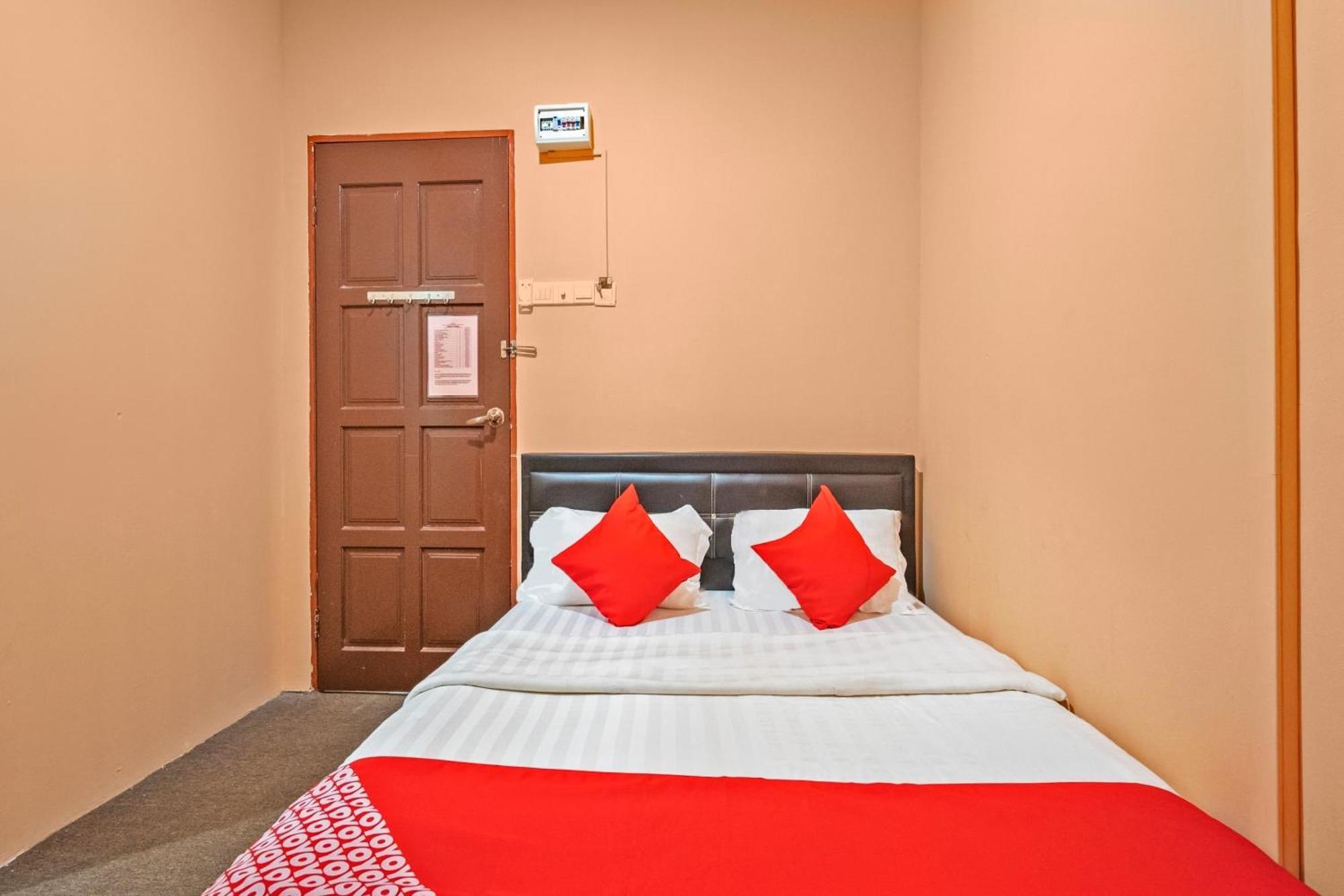 Sz Hotel Lumut Dış mekan fotoğraf