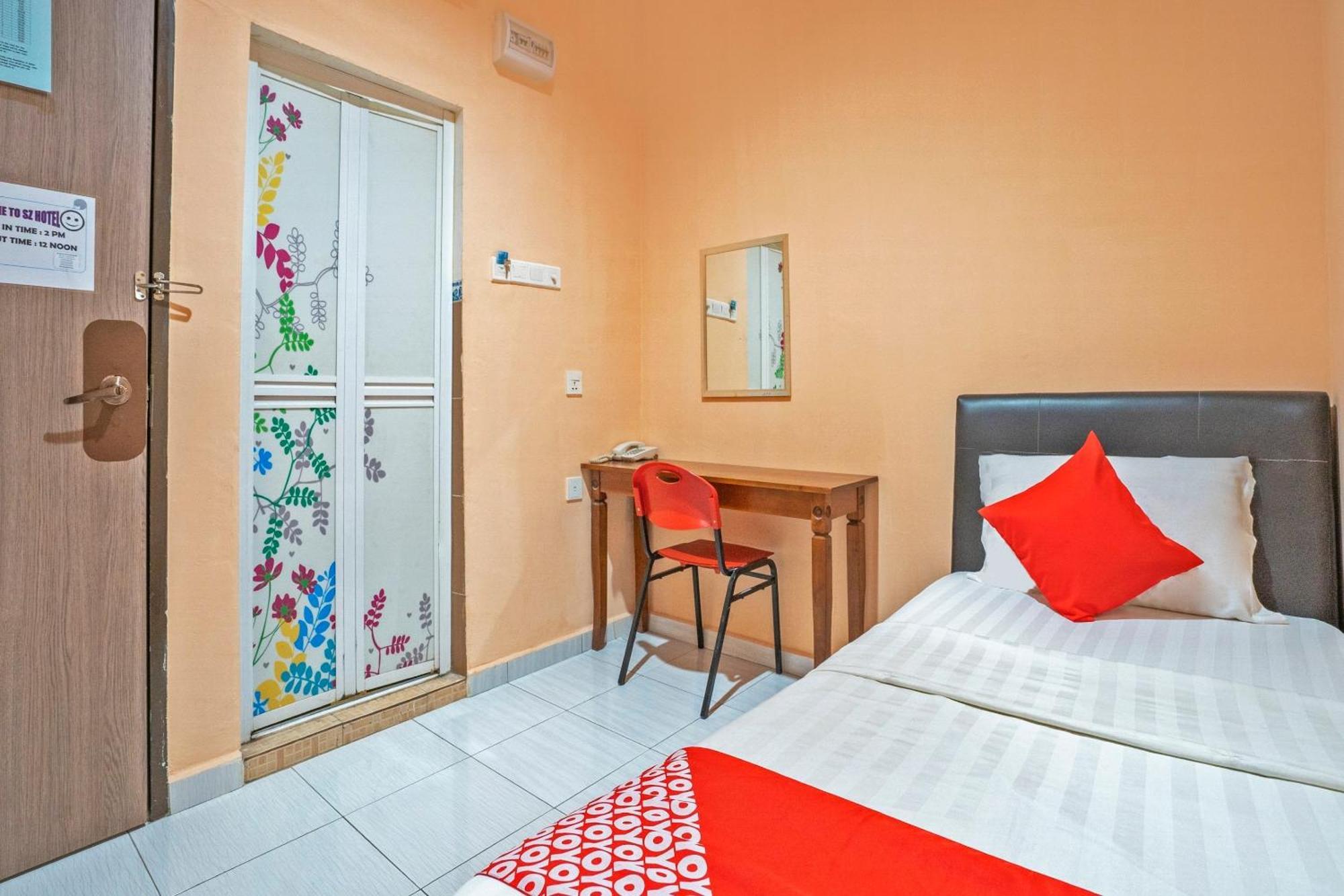 Sz Hotel Lumut Dış mekan fotoğraf