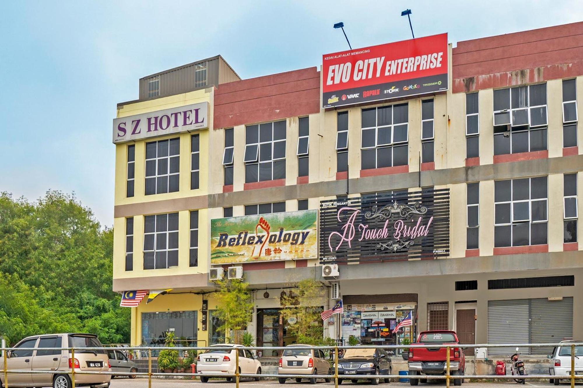 Sz Hotel Lumut Dış mekan fotoğraf